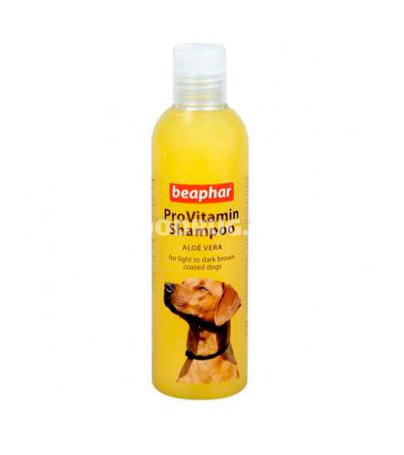 Шампунь Beaphar Pro Vitamin Aloe Vera для мягкого ухода за шерстью собак рыжих и коричневых окрасов 250 мл.
