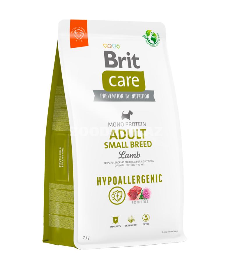 Сухой корм Brit Care Dog Hypoallergenic Adult Small Breed полнорационное питание, для взрослых собак мелких пород со вкусом ягненка.
